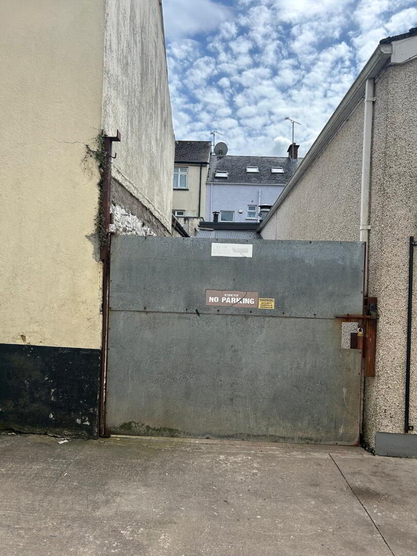 property description image