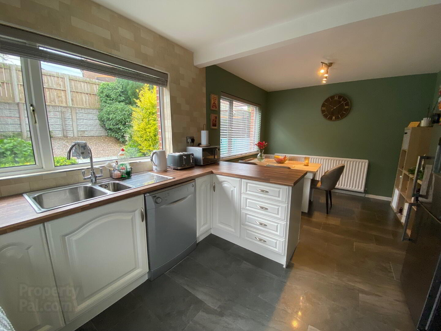 30 Lisnoe Park 6 of 16