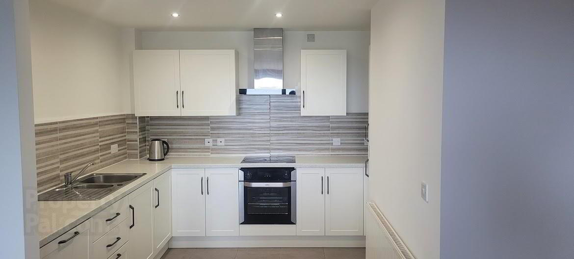 Apt 83, 42 Pilot Street 3 of 8