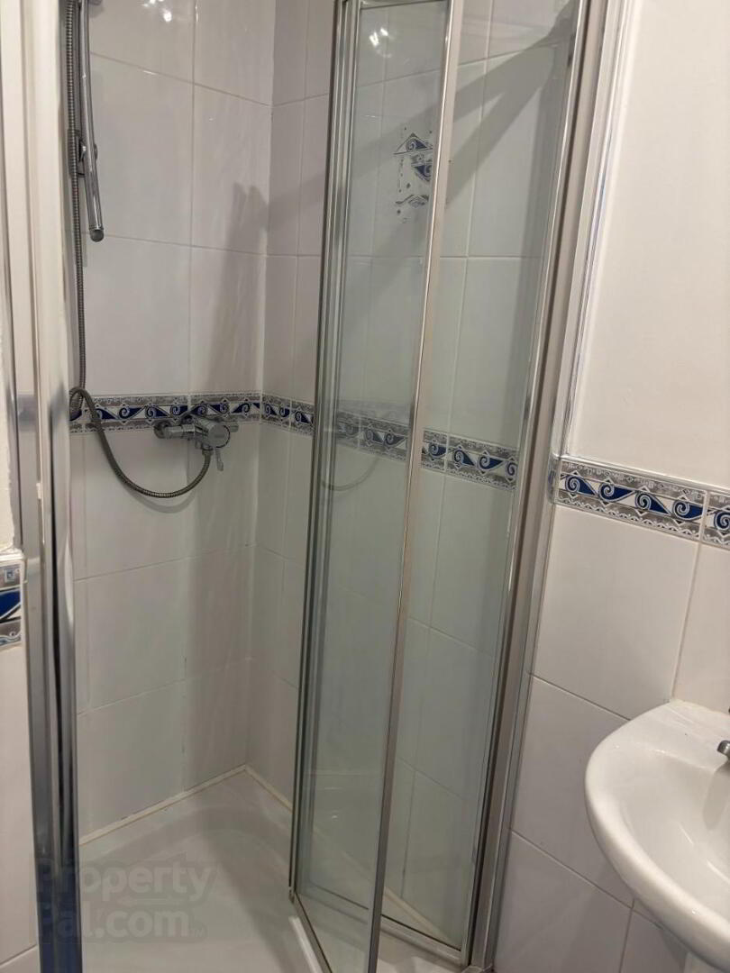 19 West Strand Avenue (student Let) 9 of 15