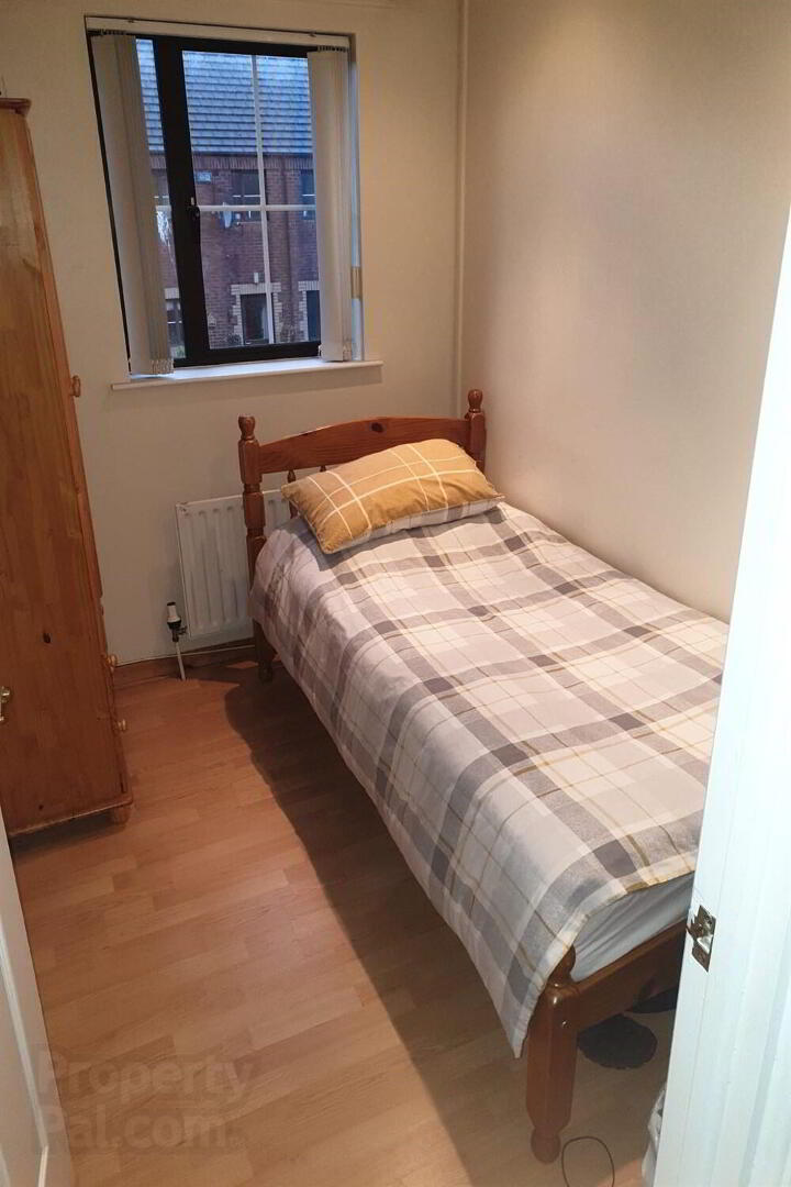 5 Edinburgh Mews 8 of 9