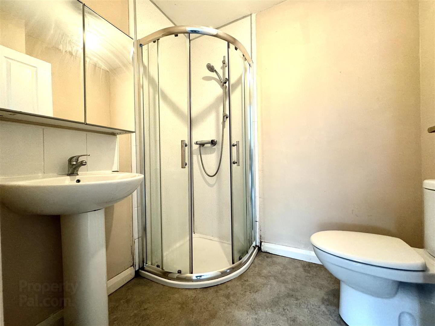 182 Upper Greenwell Street 7 of 12