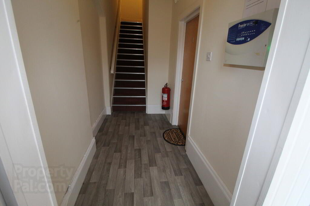 Flat 1, 30 Kansas Avenue 3 of 13