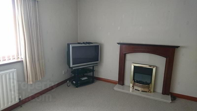 88 Warrenpoint Road 9 of 15
