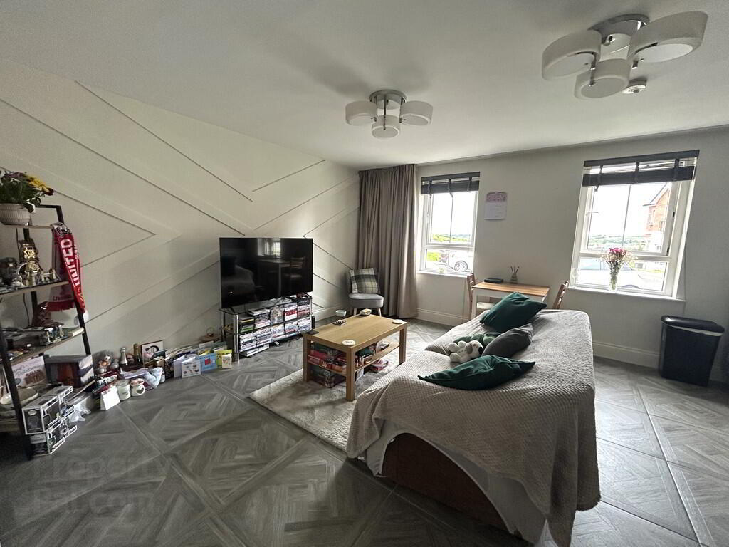 Apt 1, 2 Ballyoran Heights 3 of 9