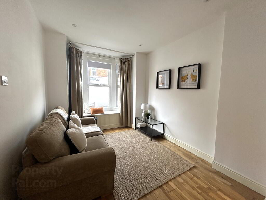 15 Cheviot Avenue 3 of 11