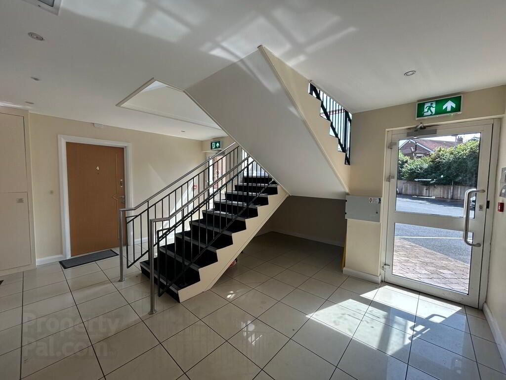 Apt 4, Shandon Manor 3 of 9