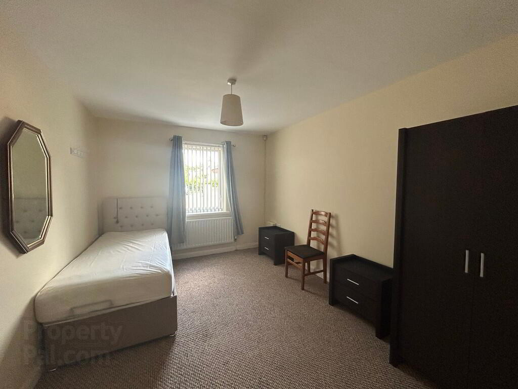Apt 4, Shandon Manor 7 of 9
