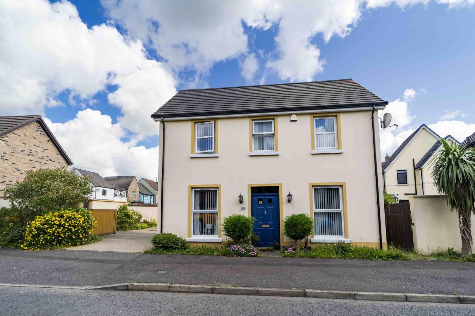 49 Lady Wallace Road 1 of 18