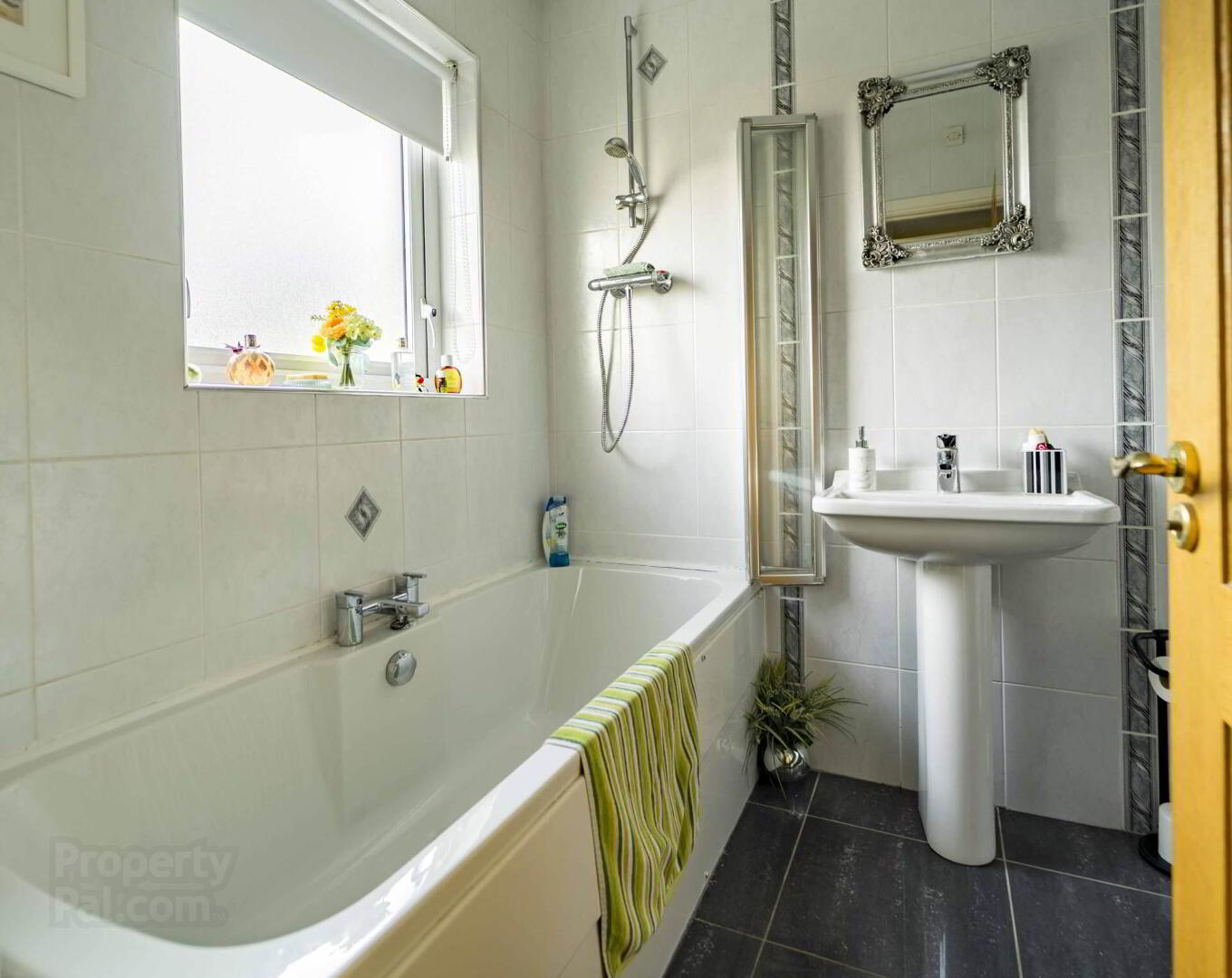 49 Lady Wallace Road 13 of 18