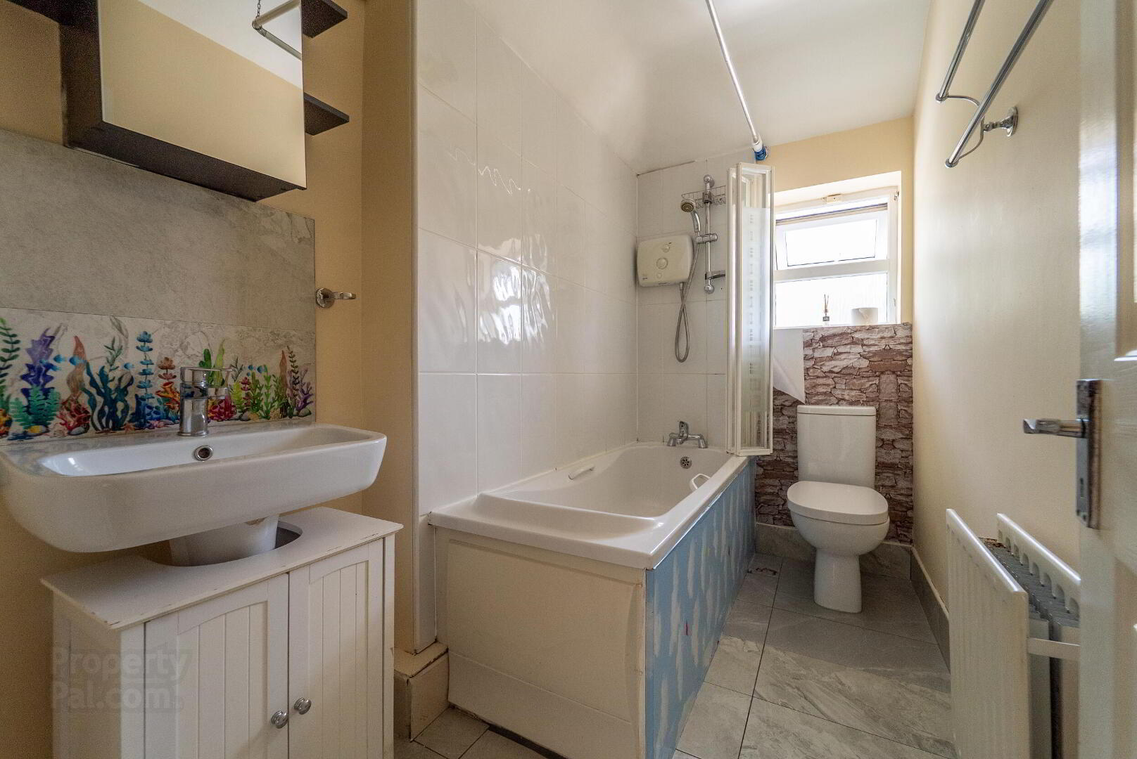 50a Jamestown Avenue 6 of 16