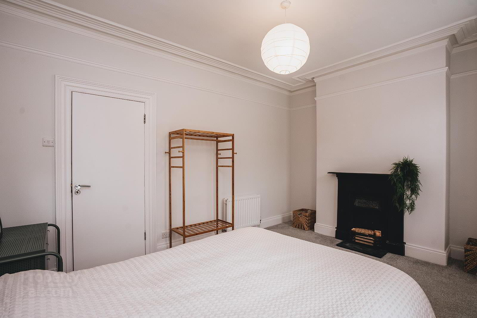 34 Elaine Street 33 of 49