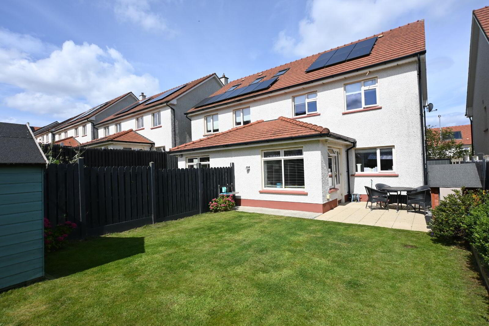 37 Fern Grove 2 of 33