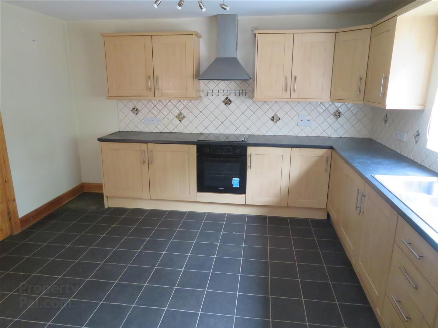 42 Weavers Lane 9 of 26