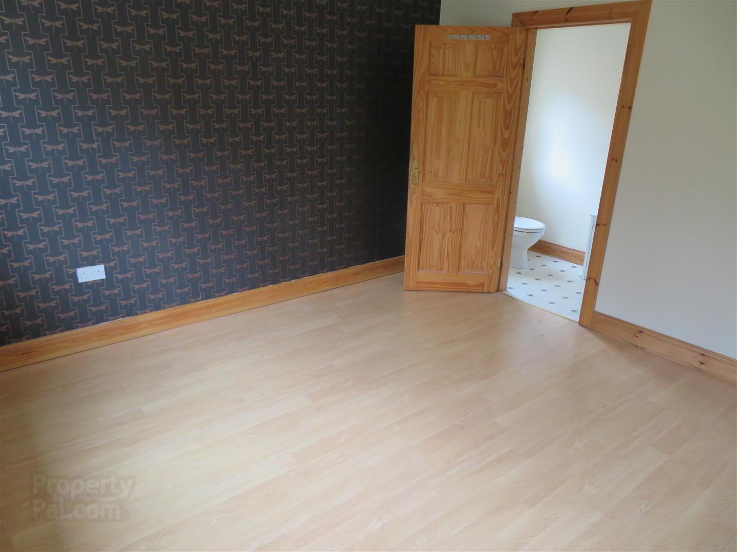 42 Weavers Lane 13 of 26