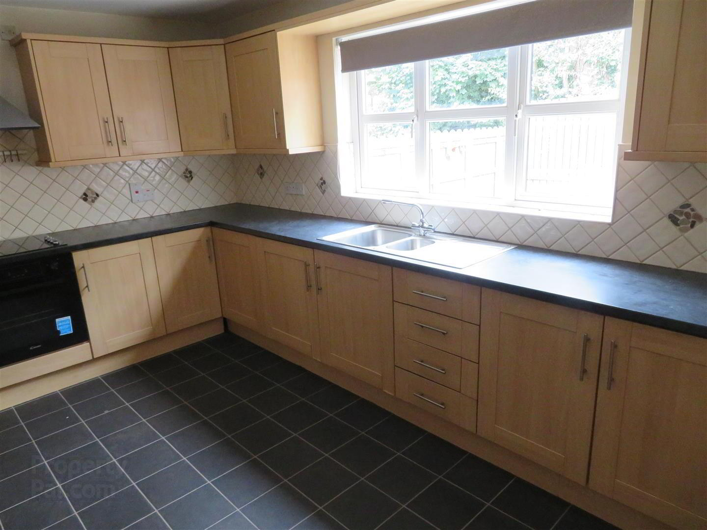 42 Weavers Lane 10 of 26