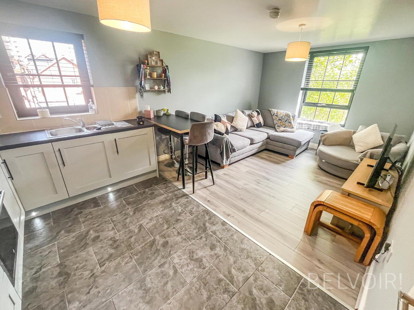 property description image