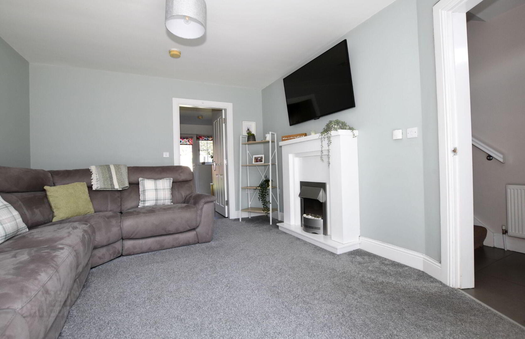 14 Sir Richard Wallace Road 4 of 13