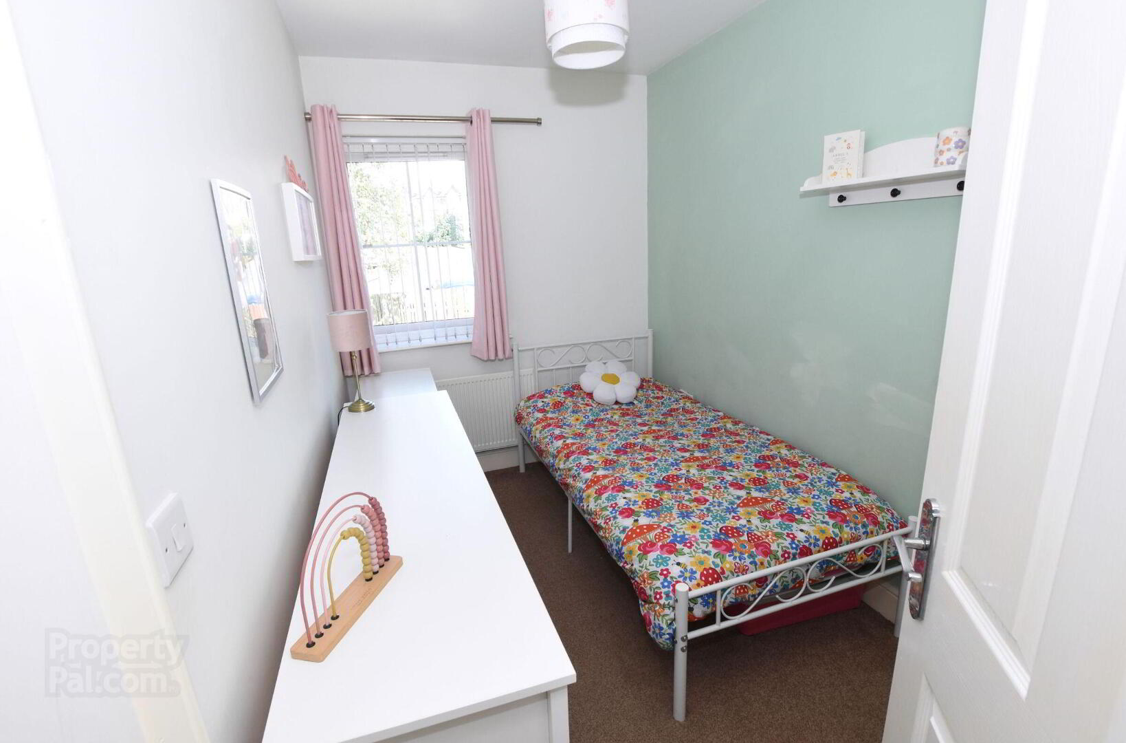 14 Sir Richard Wallace Road 12 of 13