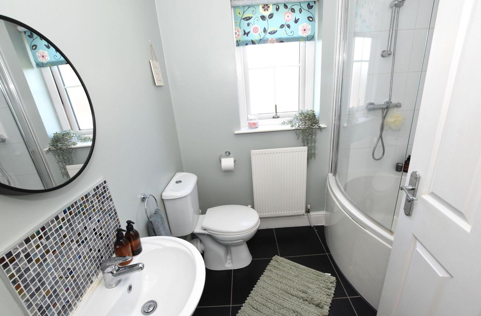 14 Sir Richard Wallace Road 9 of 13