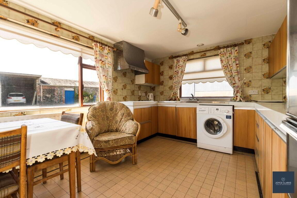 18 Lisburn Road 13 of 40