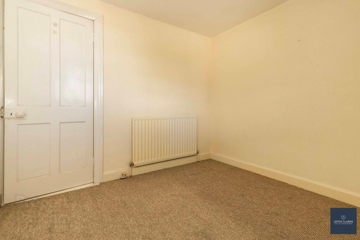 18 Lisburn Road 24 of 40
