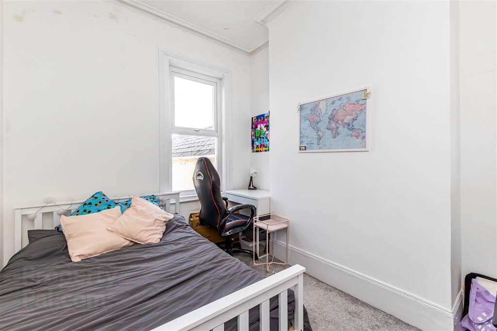 108 Dufferin Avenue 17 of 28