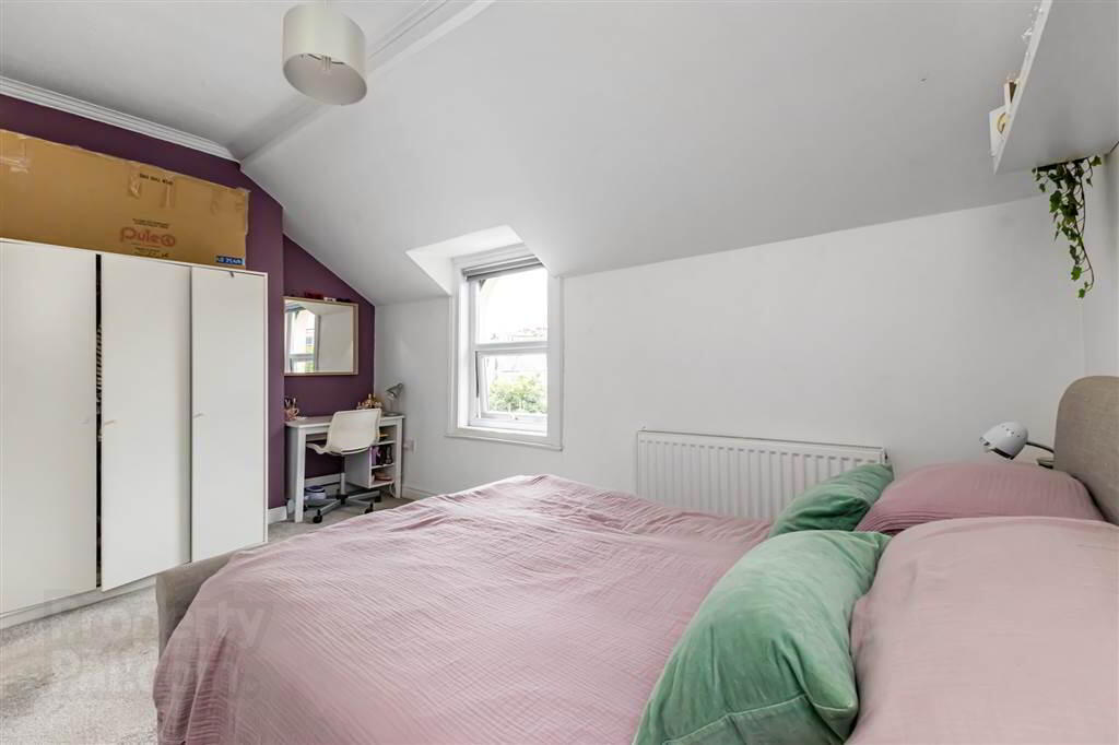 108 Dufferin Avenue 20 of 28