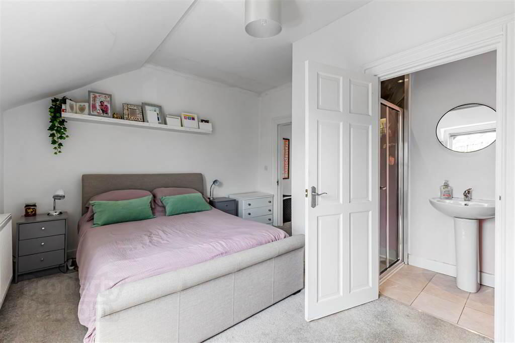 108 Dufferin Avenue 21 of 28
