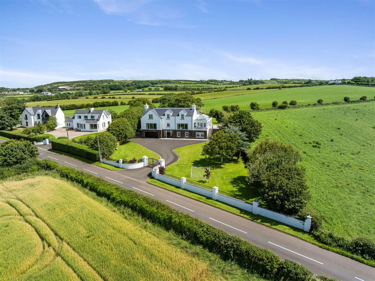 7 Ballymacrea Road 1 of 69