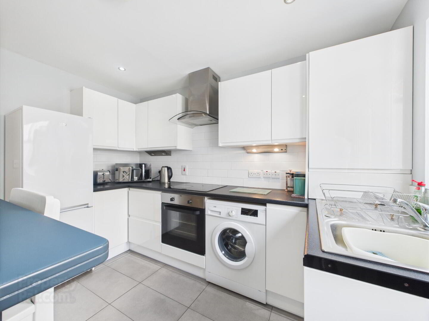 10 Pims Avenue 5 of 17