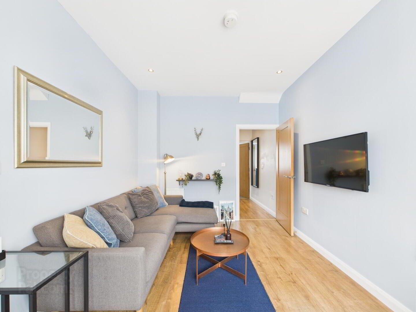 10 Pims Avenue 3 of 17