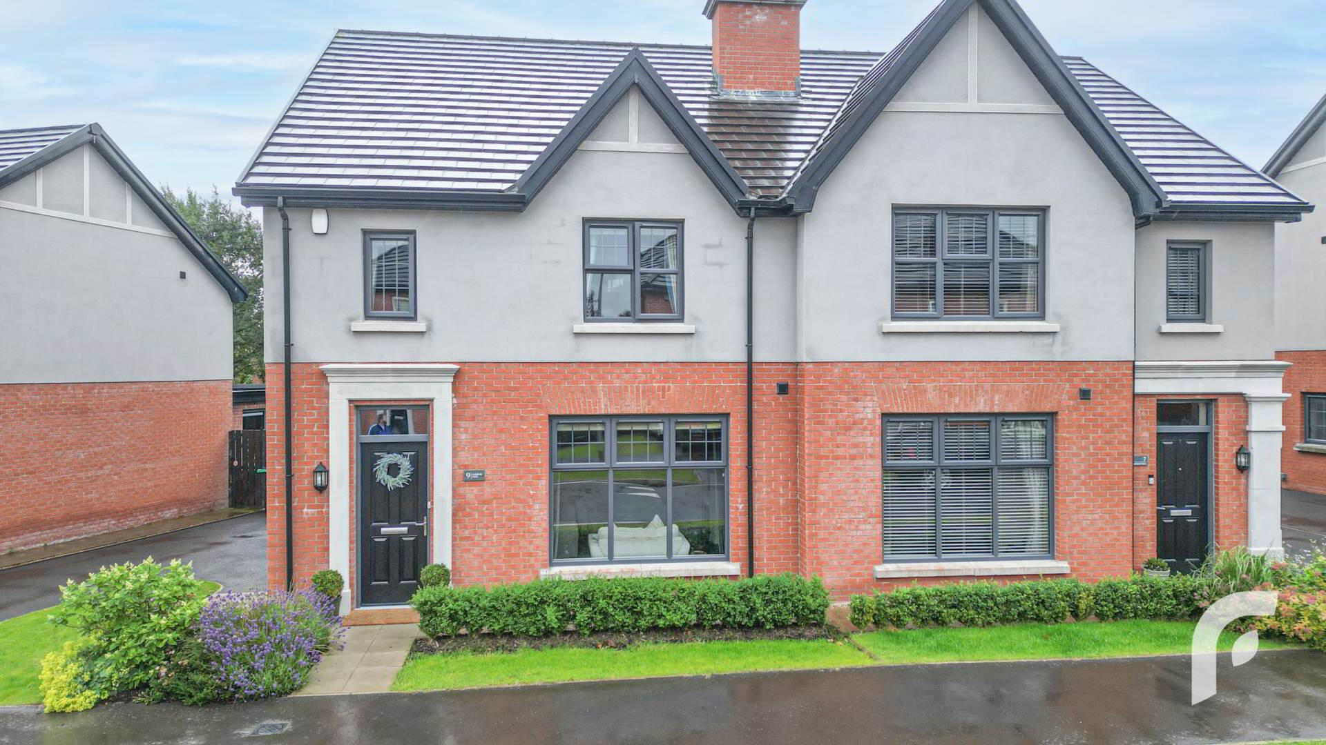 9 Oakfield Park 4 of 43
