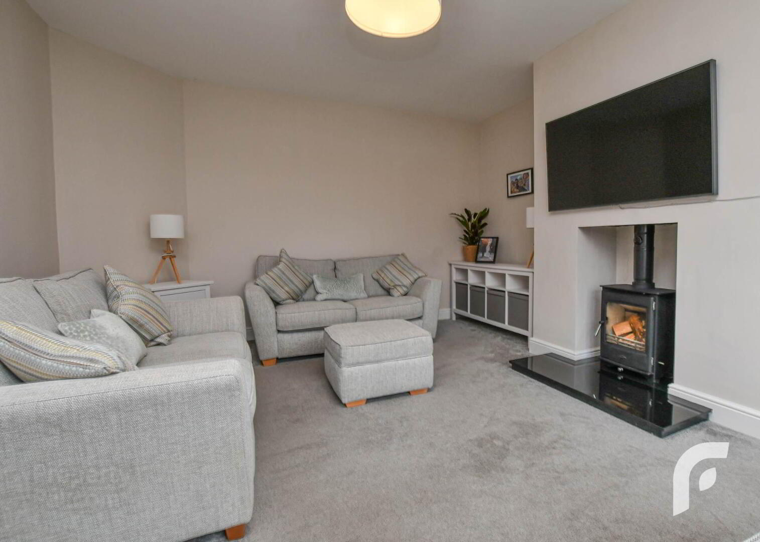 9 Oakfield Park 9 of 43
