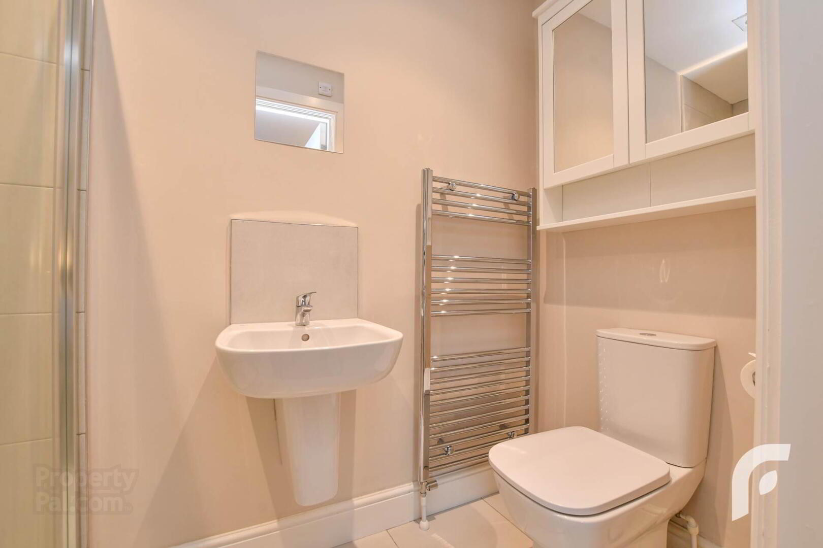 9 Oakfield Park 27 of 43