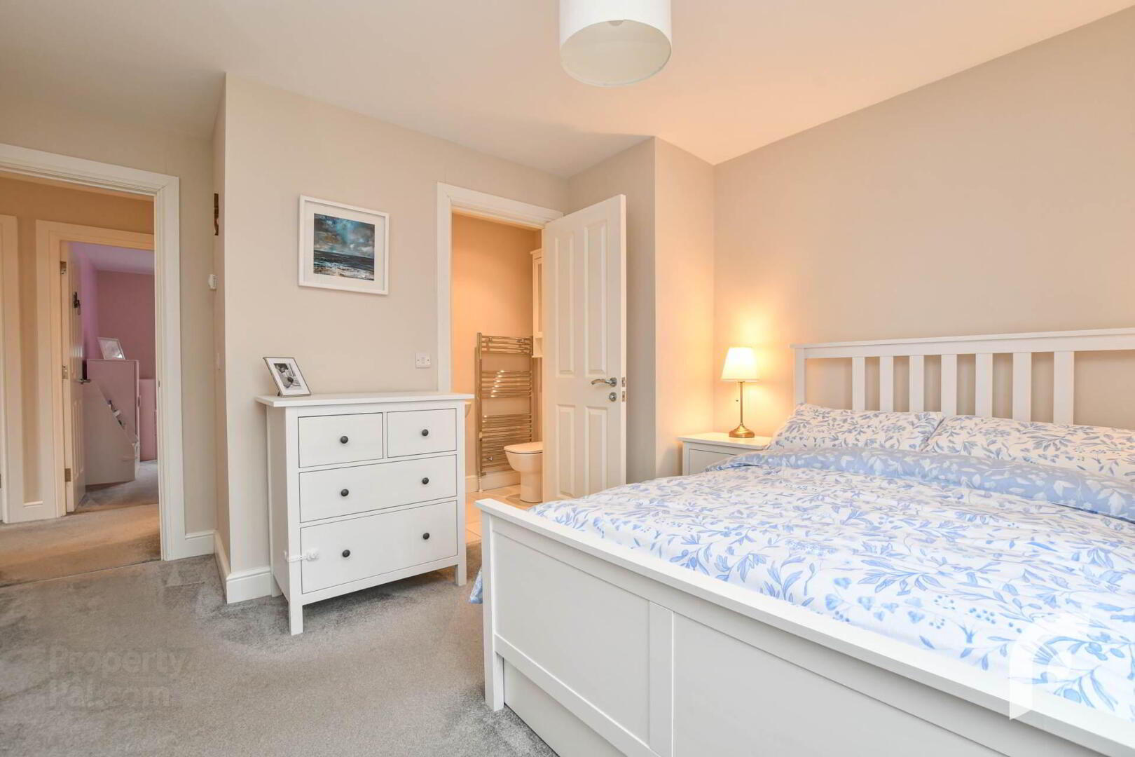 9 Oakfield Park 26 of 43