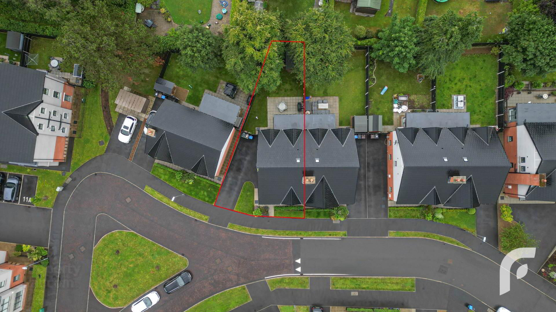 9 Oakfield Park 43 of 43