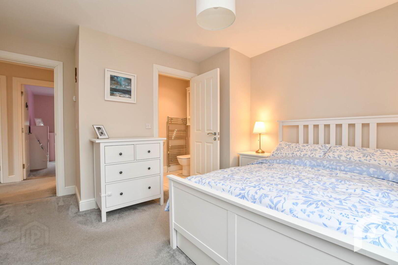 9 Oakfield Park 26 of 43