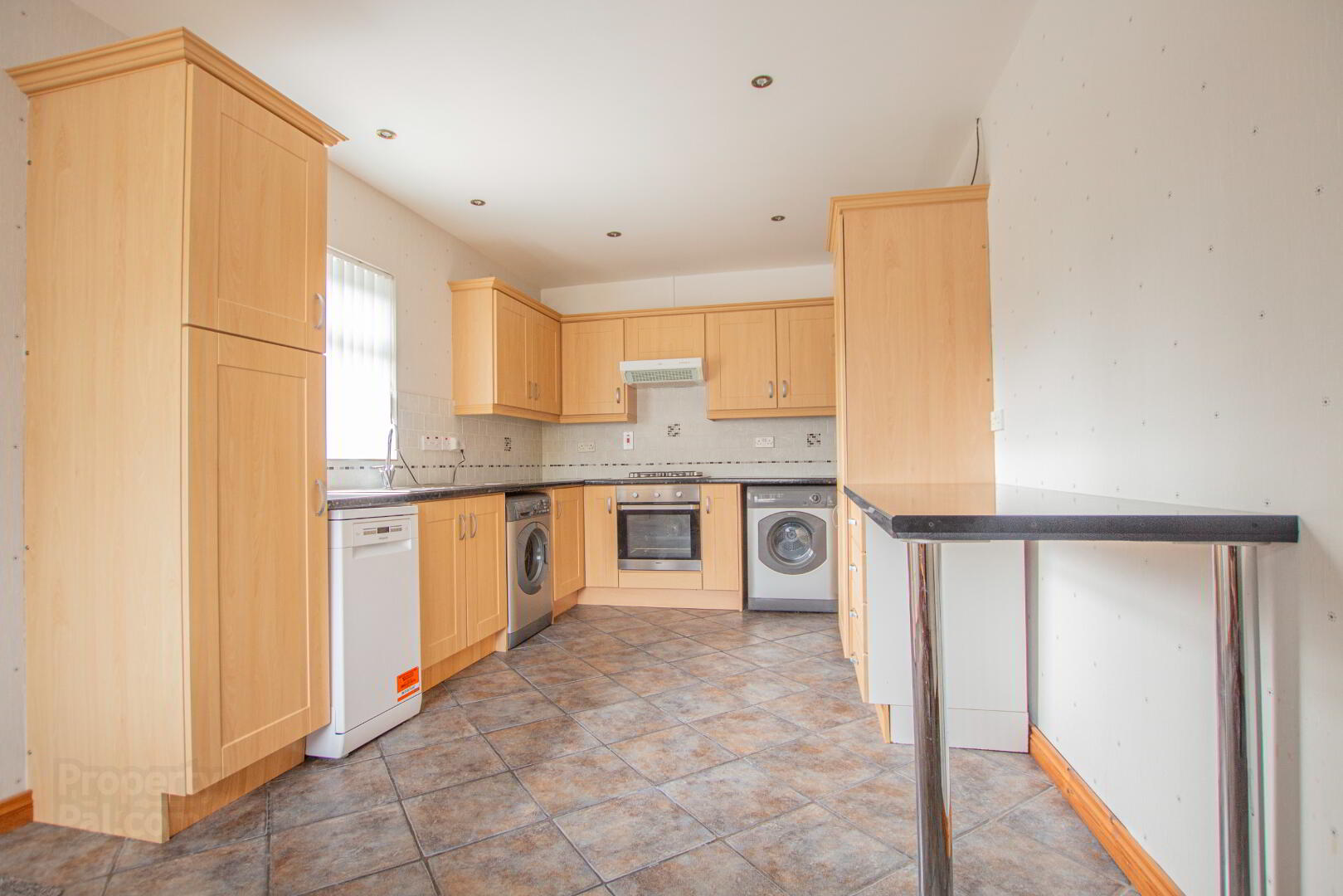 18 Garrison Road 6 of 17