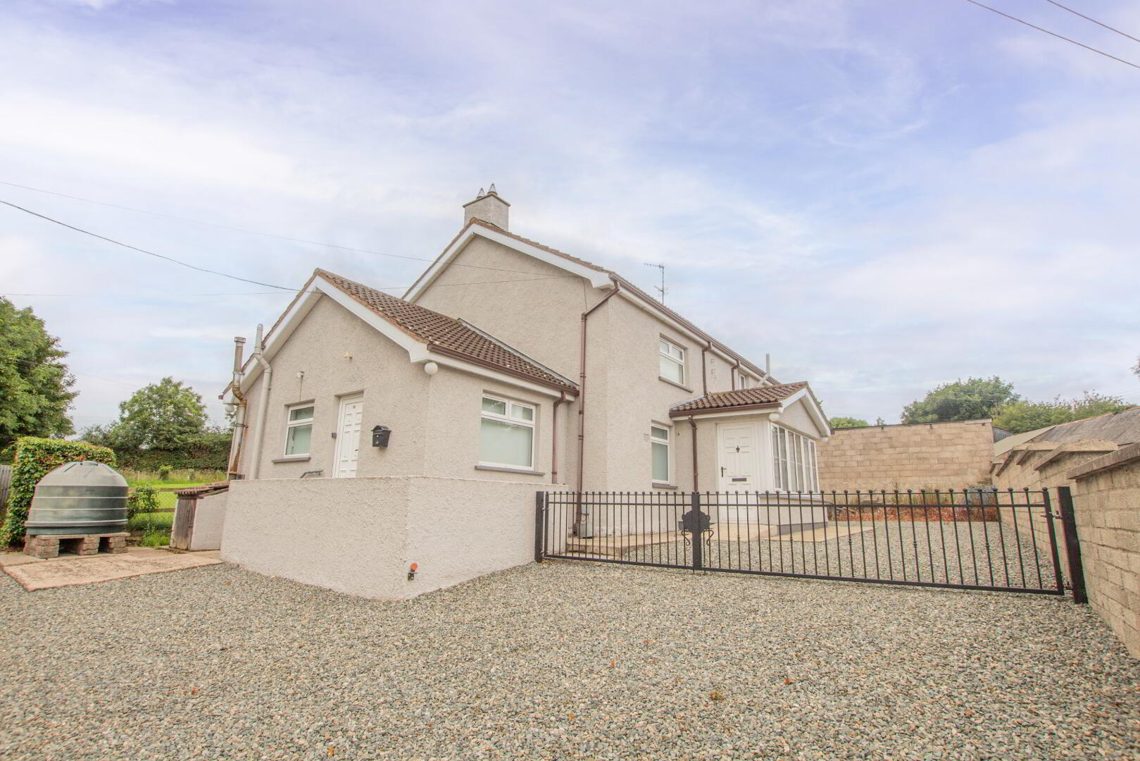18 Garrison Road 1 of 17