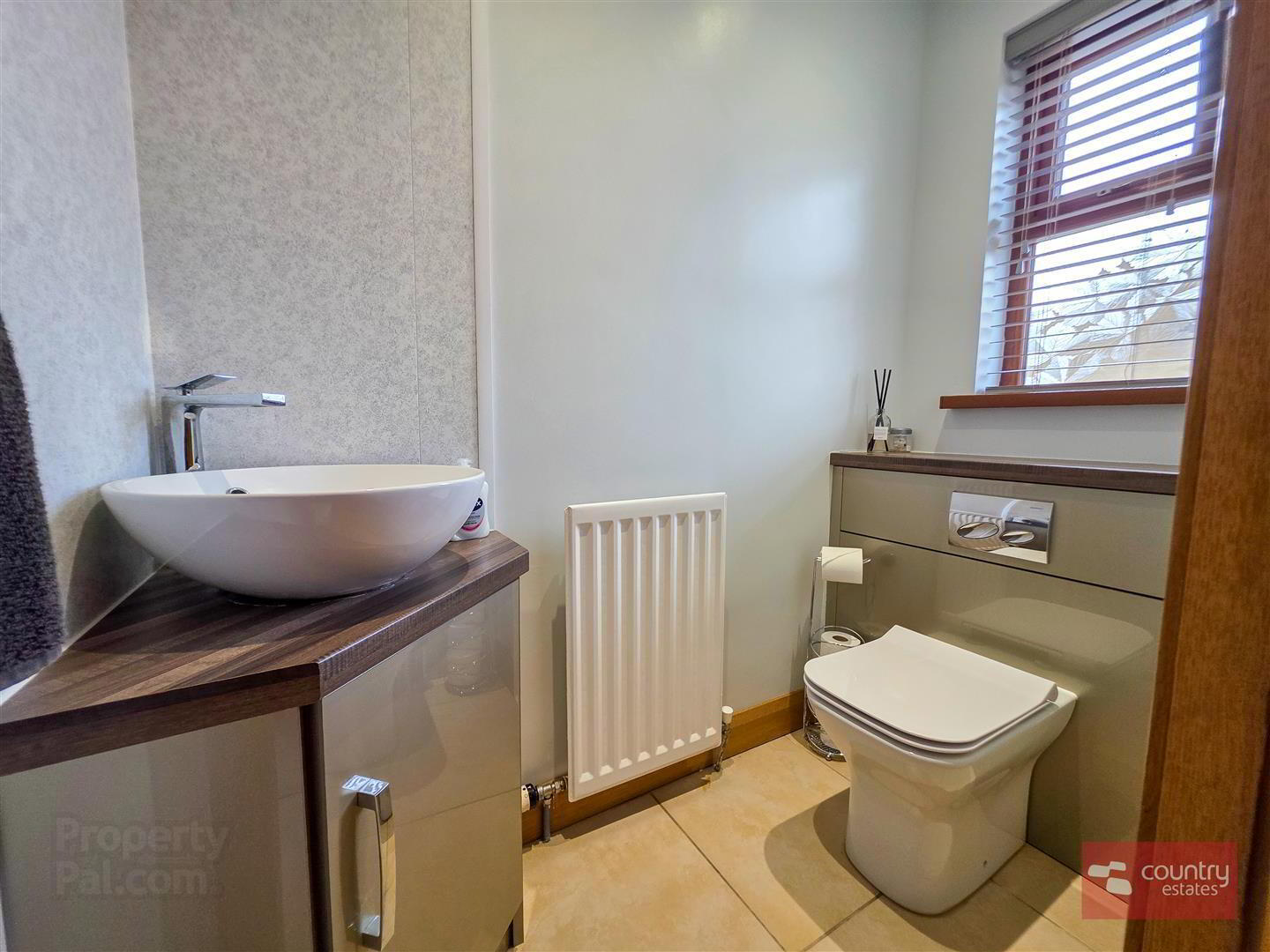 17 Aylesbury Road 6 of 34