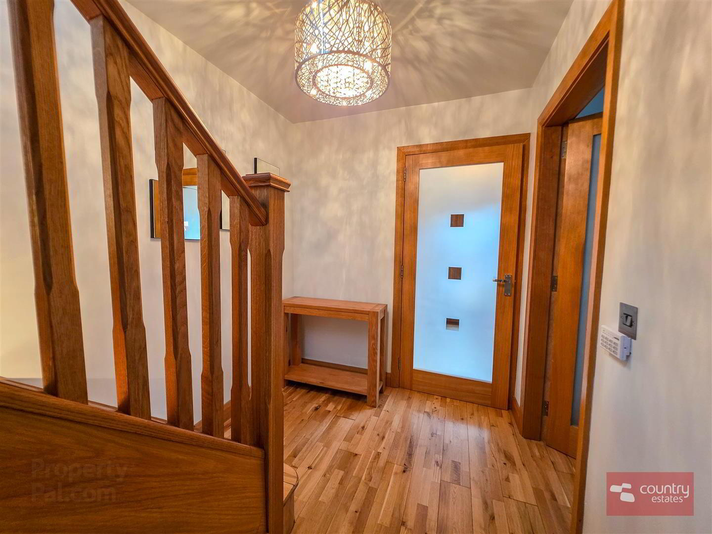 17 Aylesbury Road 8 of 34