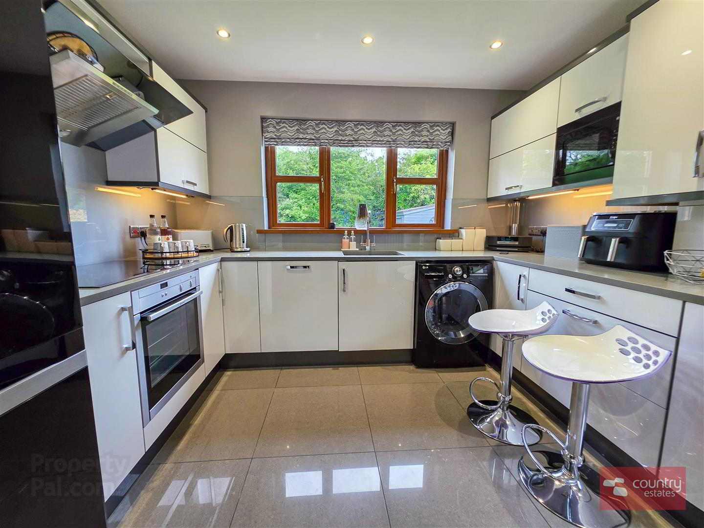 17 Aylesbury Road 15 of 34