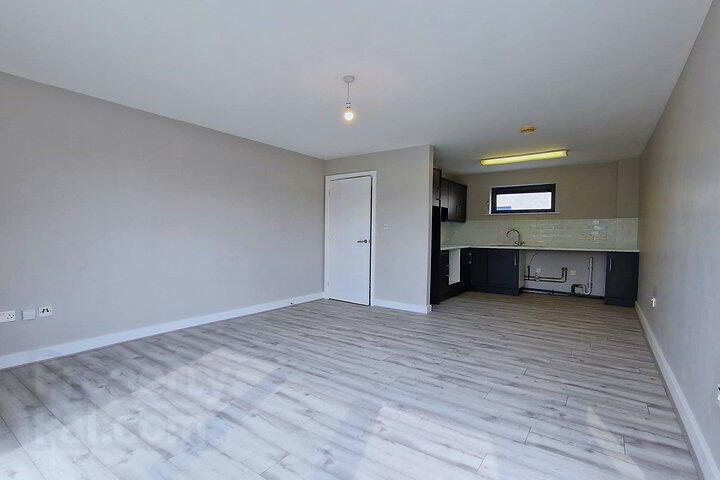 Apartment 7 Landy's Court 5 of 12