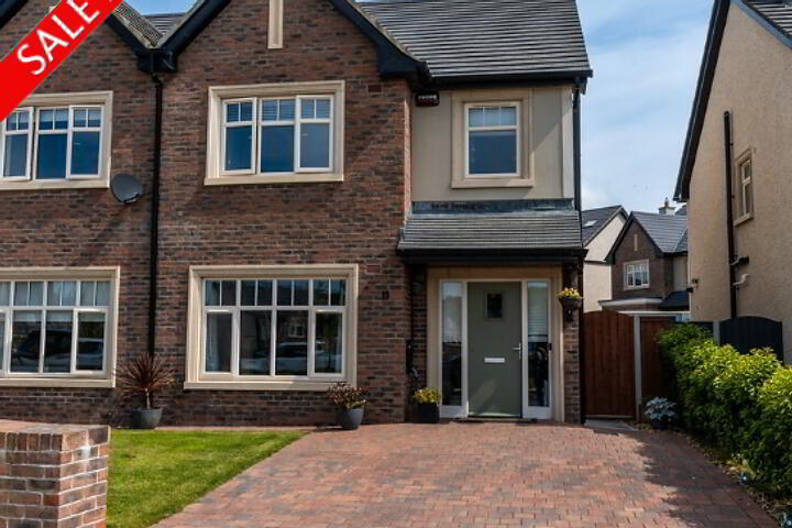 11 Kestrel Manor 1 of 19