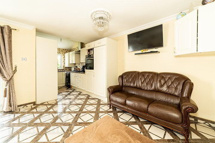 24 Cherrywood Close 7 of 17