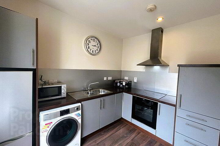 40a Saint Laurence Street 6 of 10