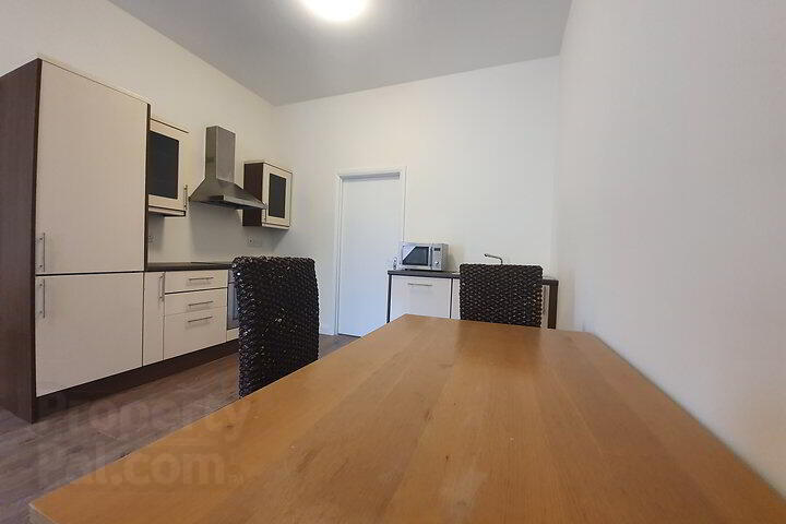 property description image