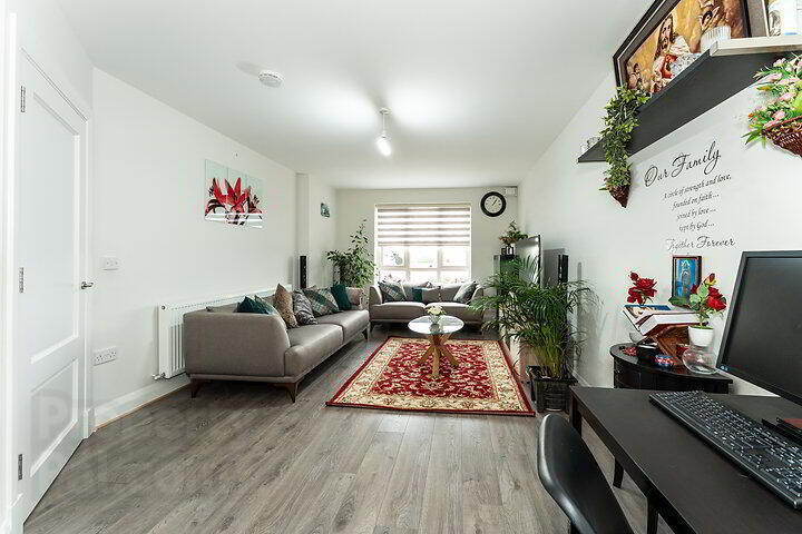 5 Listoke Avenue 4 of 19