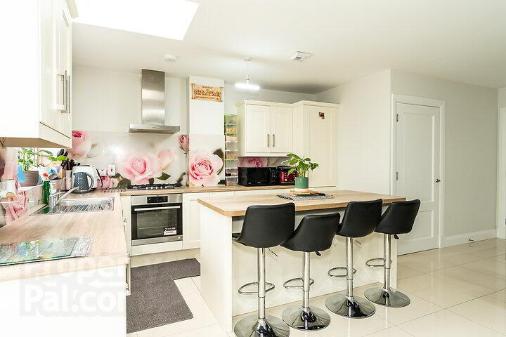 5 Listoke Avenue 7 of 19